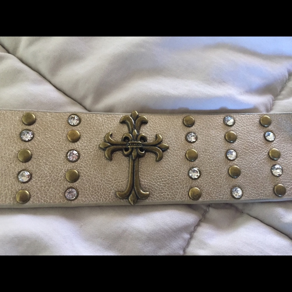 Buckle gold leather belt with crosses and stones